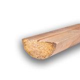 Grün imprägnierter Halbriegel mit flacher Schnittseite in Schrägansicht